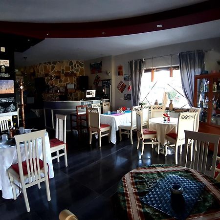 Hotel Villa Stone Dream Bar Restaurant Udenisht Dış mekan fotoğraf