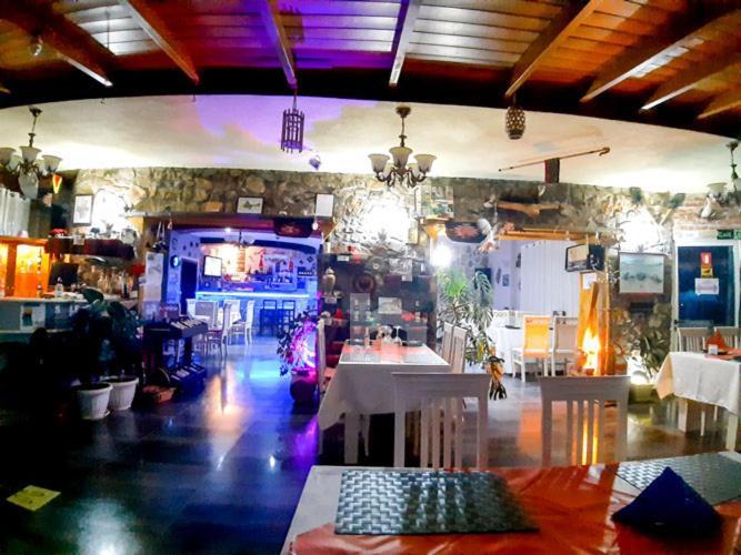 Hotel Villa Stone Dream Bar Restaurant Udenisht Dış mekan fotoğraf