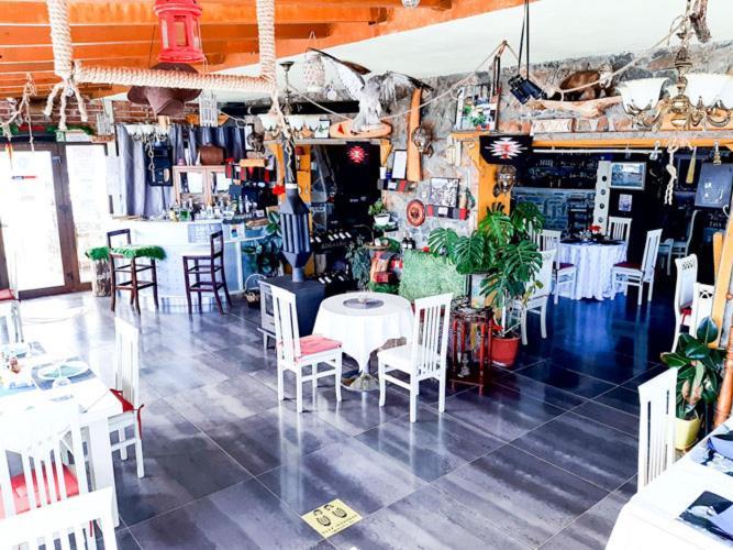 Hotel Villa Stone Dream Bar Restaurant Udenisht Dış mekan fotoğraf